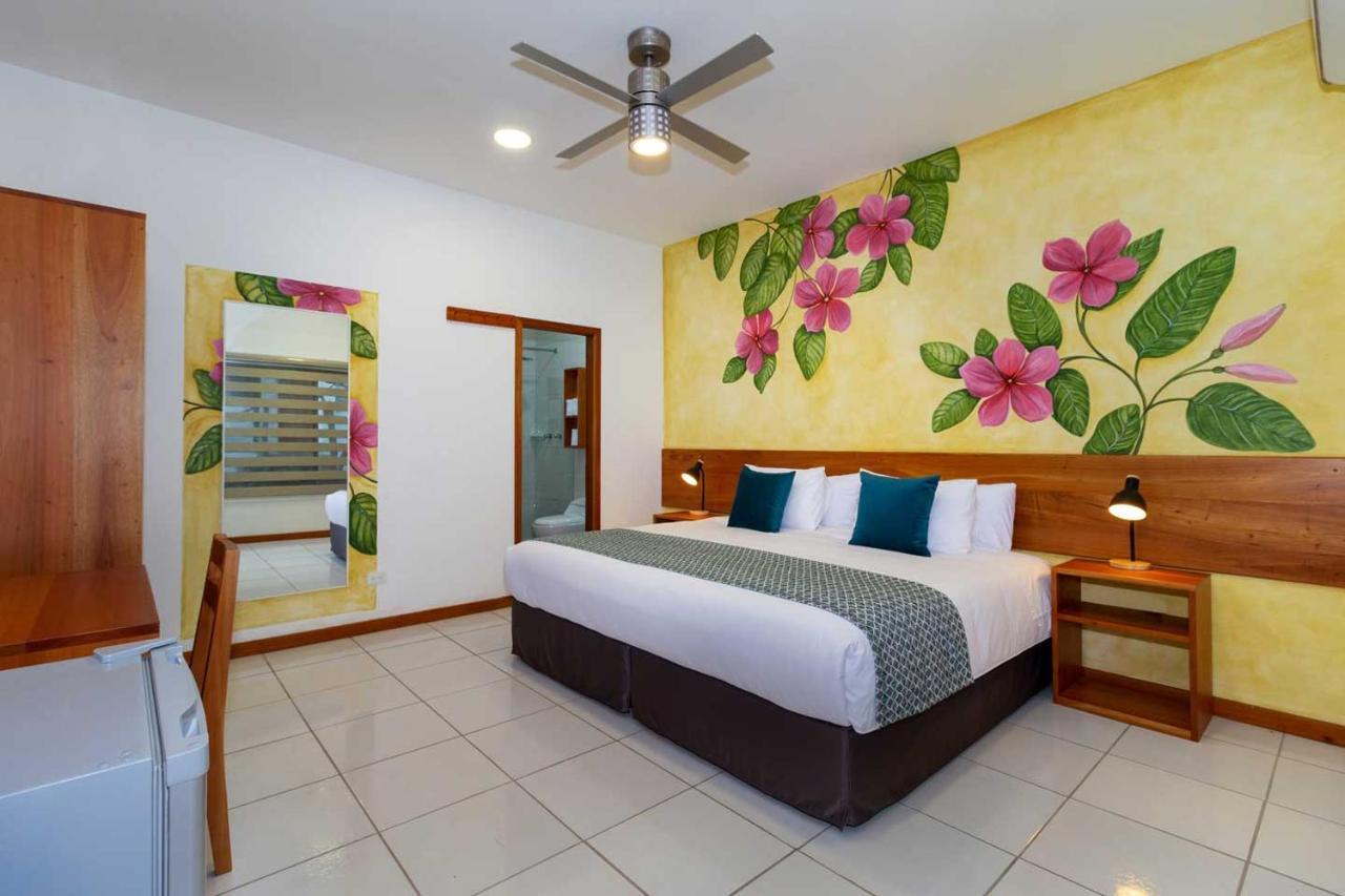 Plaza Luna Suites بويرتو أيورا المظهر الخارجي الصورة