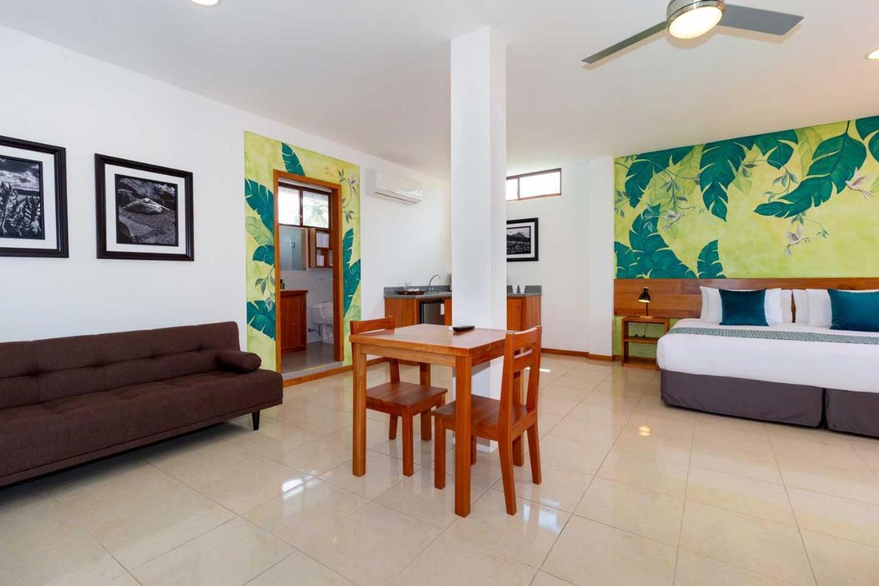 Plaza Luna Suites بويرتو أيورا المظهر الخارجي الصورة